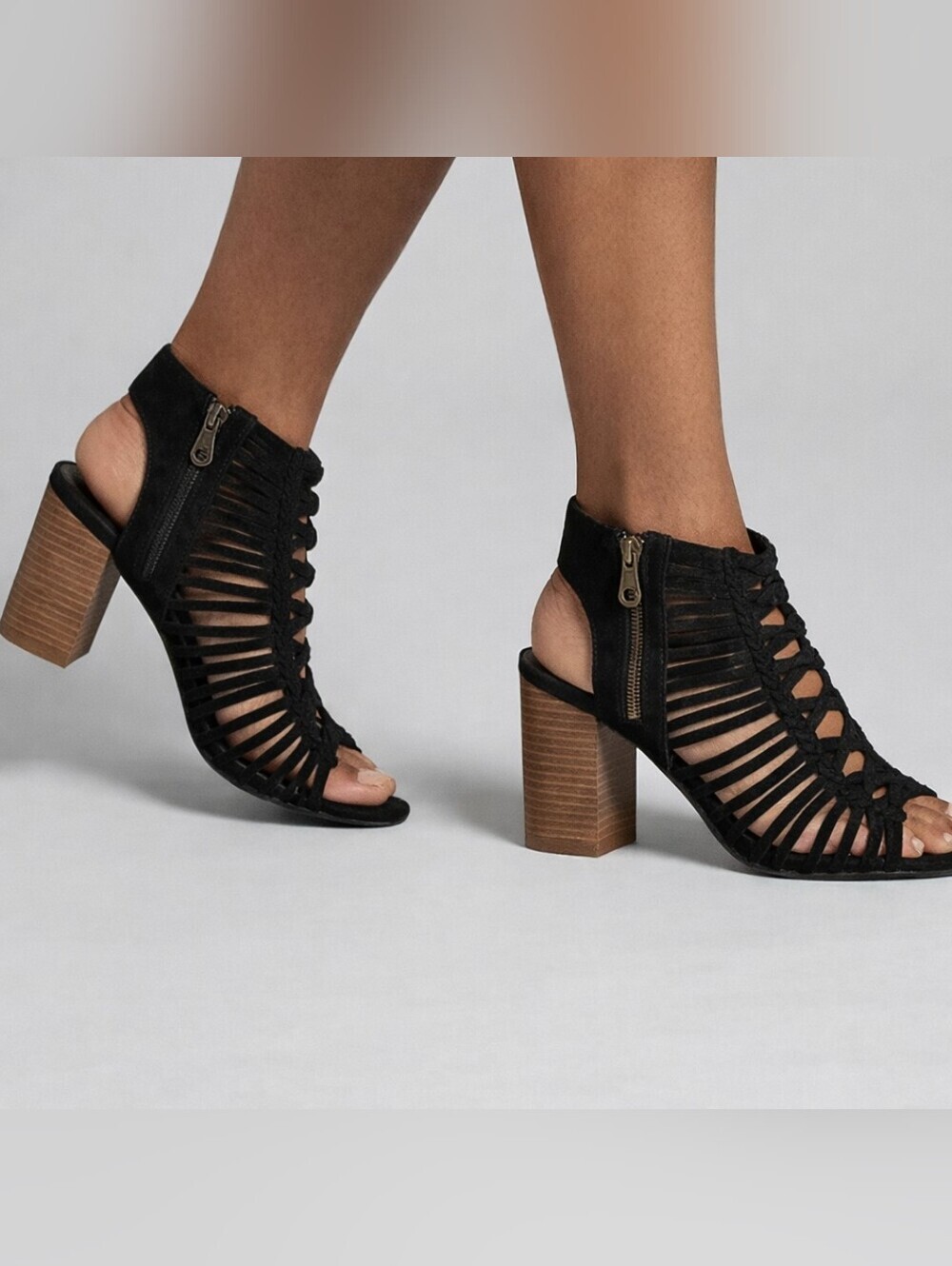 G by GUESS Black Cage Heeled Sandals Boho Coquette Dark Academia Strappy Shoe 10